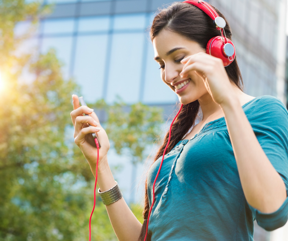 10 Health & Wellness Podcasts You Should be Listening to Now